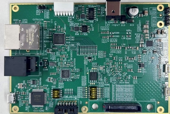 图片蕴含 游戏机, 电子, 电路AI 天生的内容可能不正确。